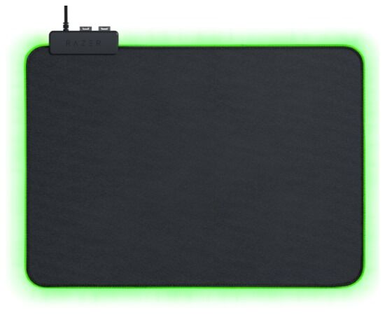  Игровой коврик для мыши Razer Goliathus Chroma RZ02-02500100-R3M1 