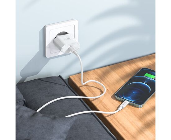  СЗУ HOCO C94A Metro, 1USB, PD20W, Type-C + lightning (белый) 